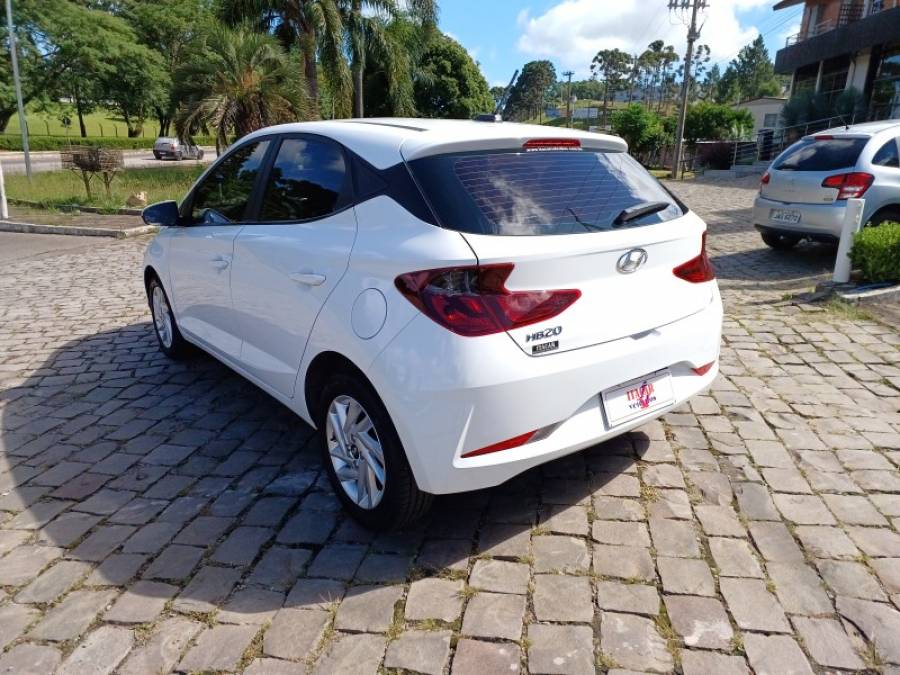 HYUNDAI - HB20 - 2022/2022 - Branca - R$ 69.990,00