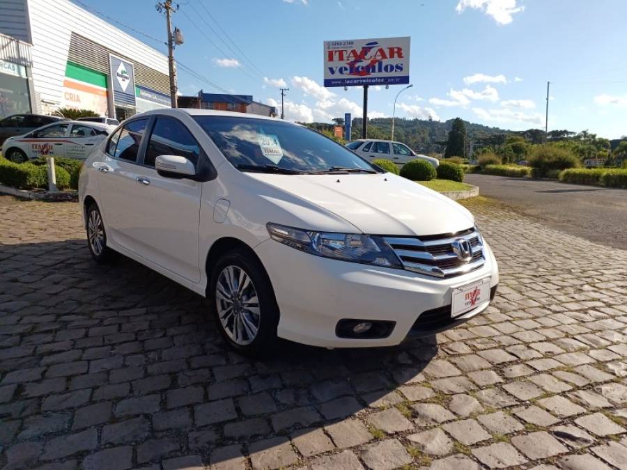 HONDA - CITY - 2014/2014 - Branca - R$ 57.999,00