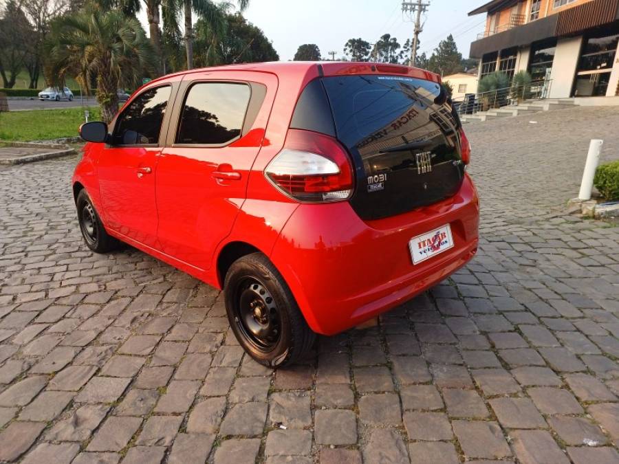 FIAT - MOBI - 2017/2018 - Vermelha - R$ 39.990,00