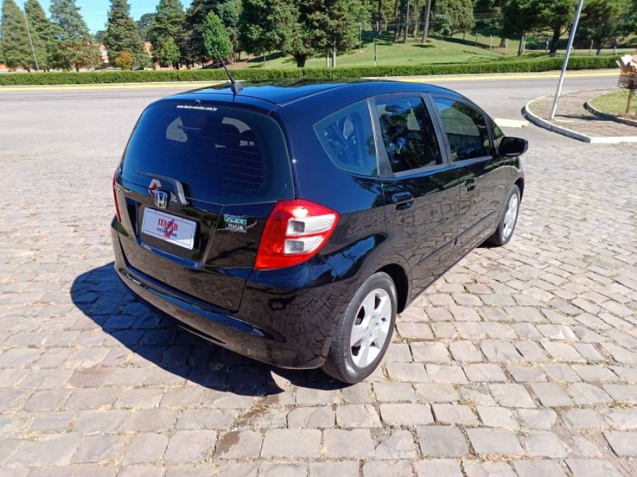 HONDA - FIT - 2009/2009 - Preta - R$ 43.990,00