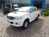 TOYOTA - HILUX - 2014/2015 - Branca - R$ 145.000,00