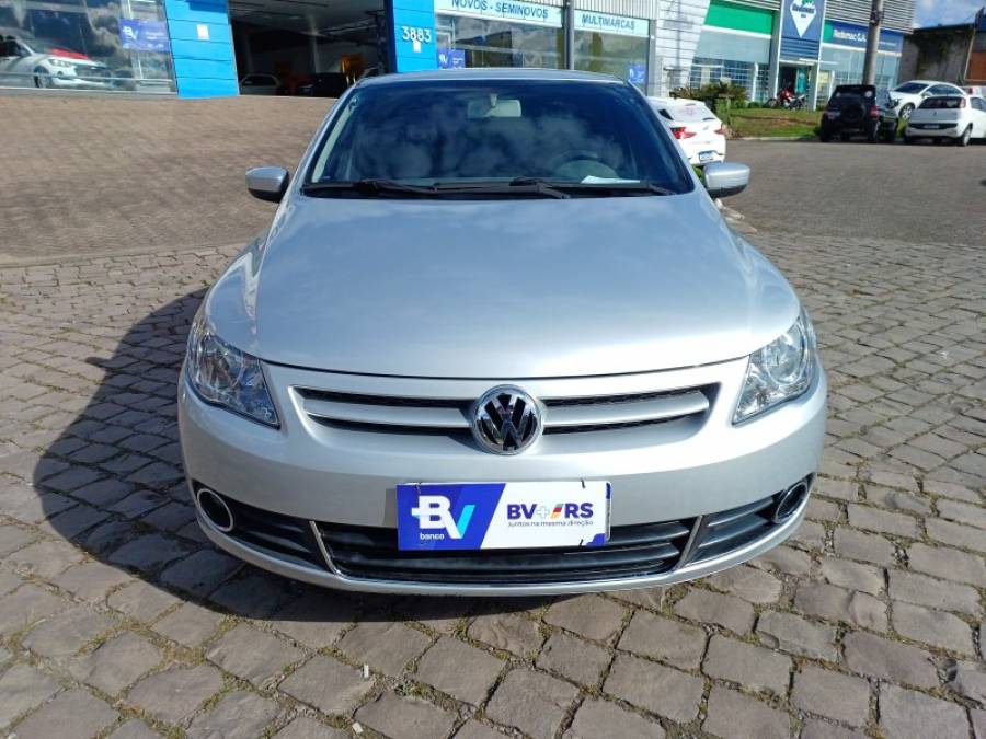 VOLKSWAGEN - VOYAGE - 2011/2012 - Branca - R$ 28.000,00