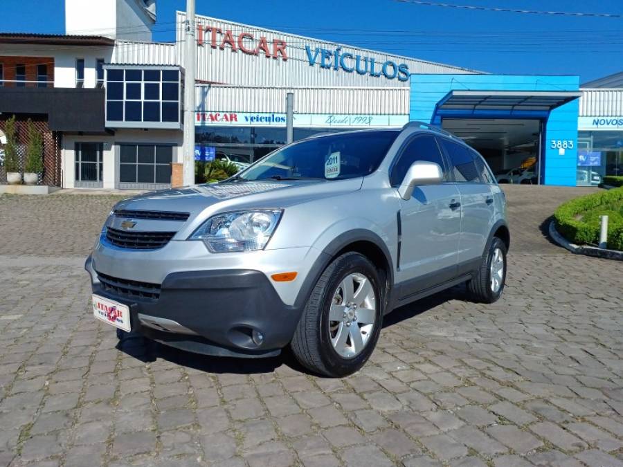 CHEVROLET - CAPTIVA - 2011/2011 - Prata - R$ 48.000,00