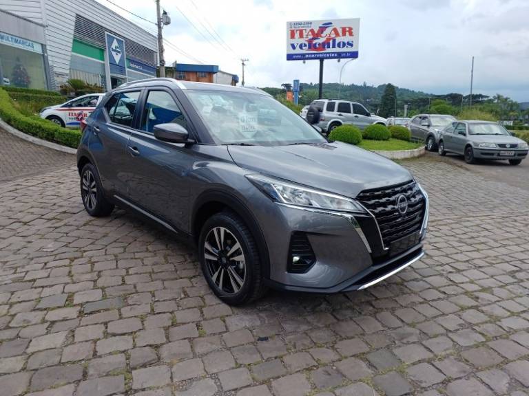 NISSAN - KICKS - 2024/2024 - Cinza - Sob Consulta