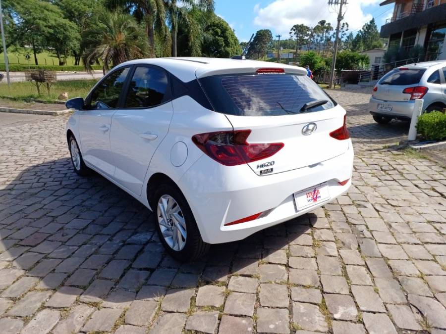 HYUNDAI - HB20 - 2022/2022 - Branca - R$ 69.990,00