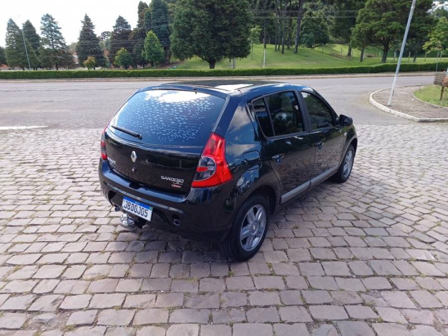 RENAULT - SANDERO - 2009/2010 - Preta - R$ 23.000,00