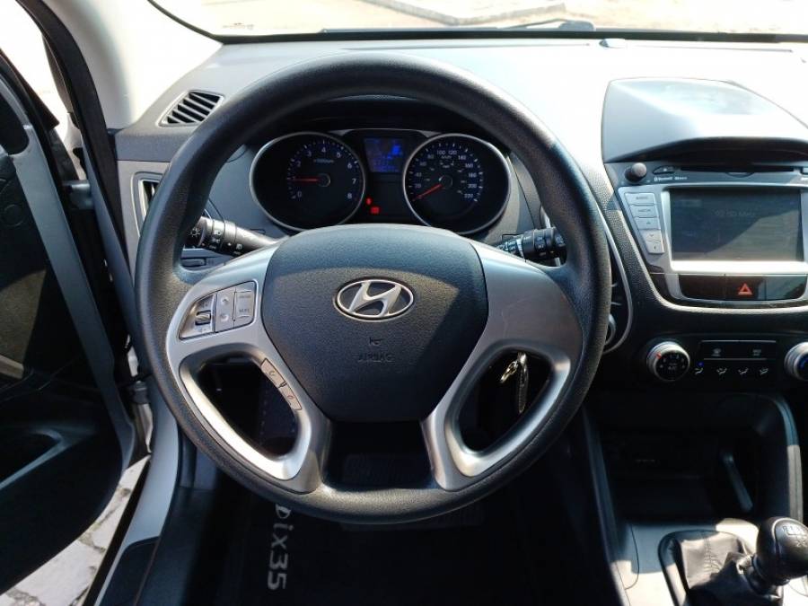 HYUNDAI - IX35 - 2011/2012 - Prata - R$ 63.990,00