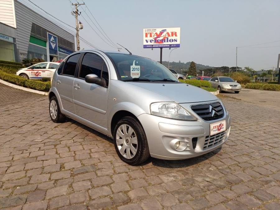 CITROËN - C3 - 2009/2010 - Prata - R$ 27.000,00