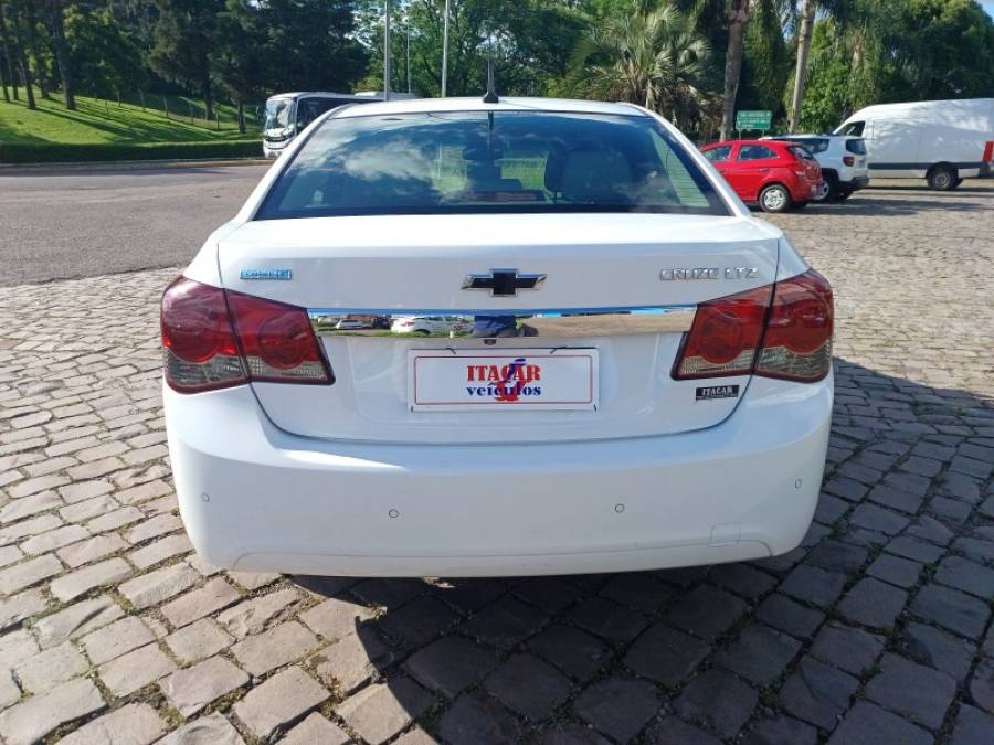 CHEVROLET - CRUZE - 2014/2014 - Branca - R$ 65.000,00