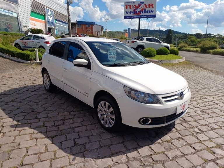 VOLKSWAGEN - GOL - 2012/2013 - Branca - R$ 38.000,00