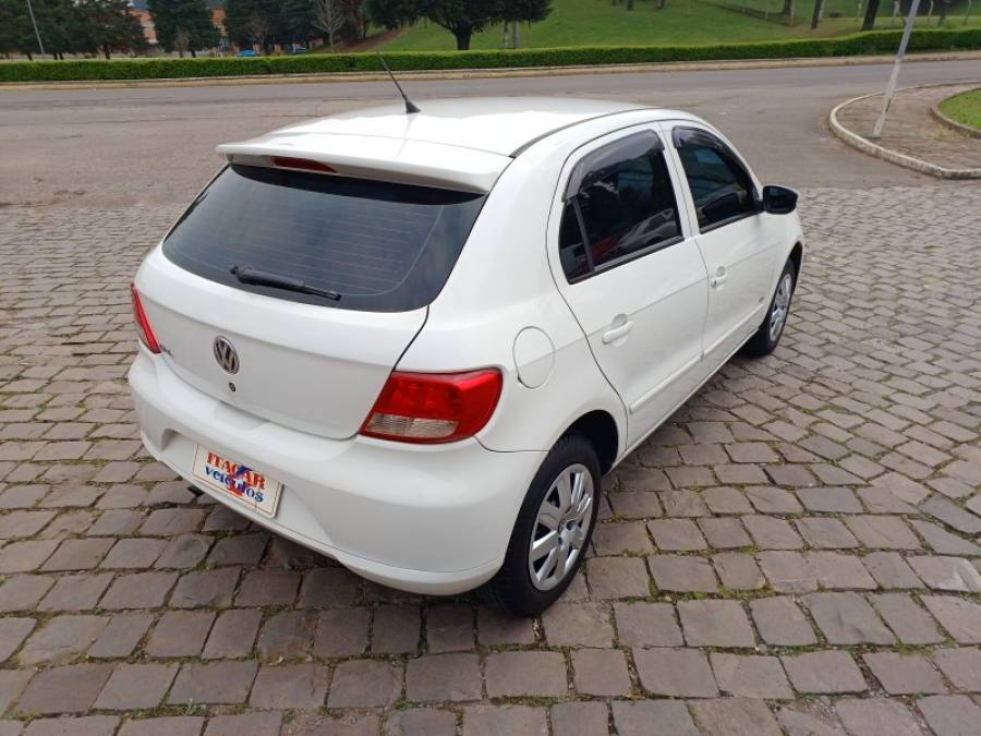 VOLKSWAGEN - GOL - 2010/2011 - Branca - R$ 21.000,00