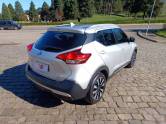 NISSAN - KICKS - 2016/2017 - Prata - R$ 82.990,00