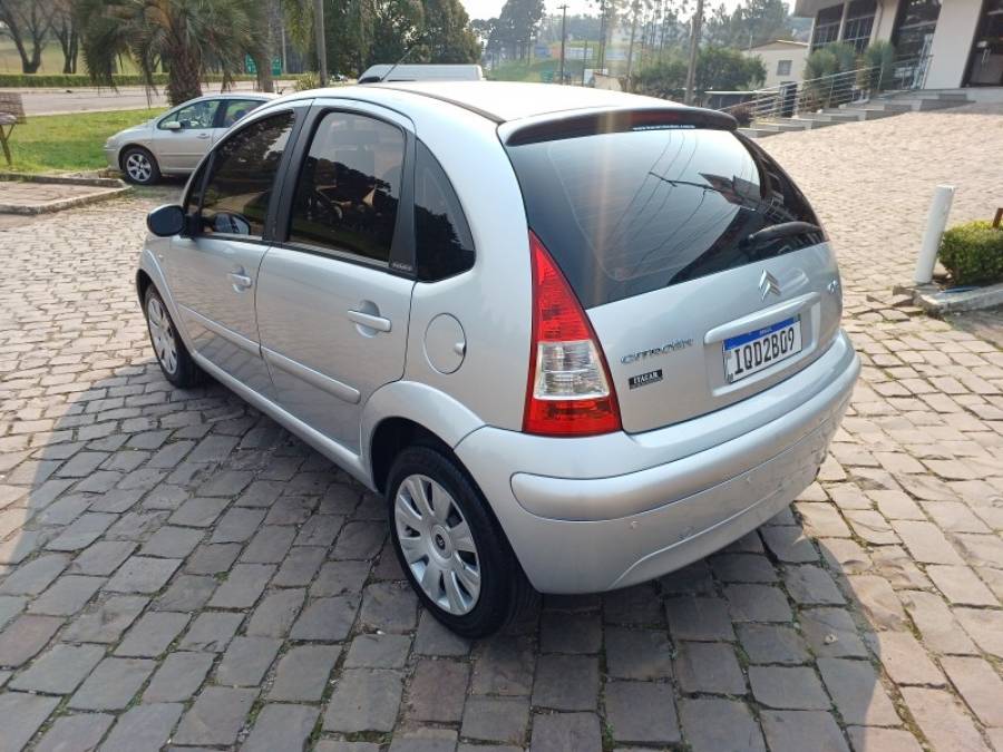 CITROËN - C3 - 2009/2010 - Prata - R$ 27.000,00