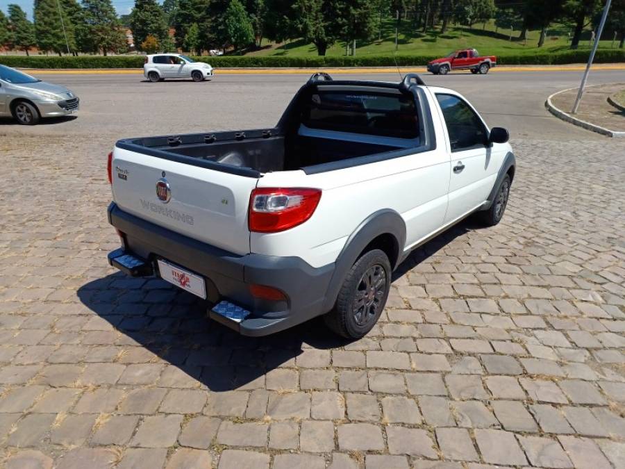 FIAT - STRADA - 2014/2014 - Branca - R$ 47.999,00