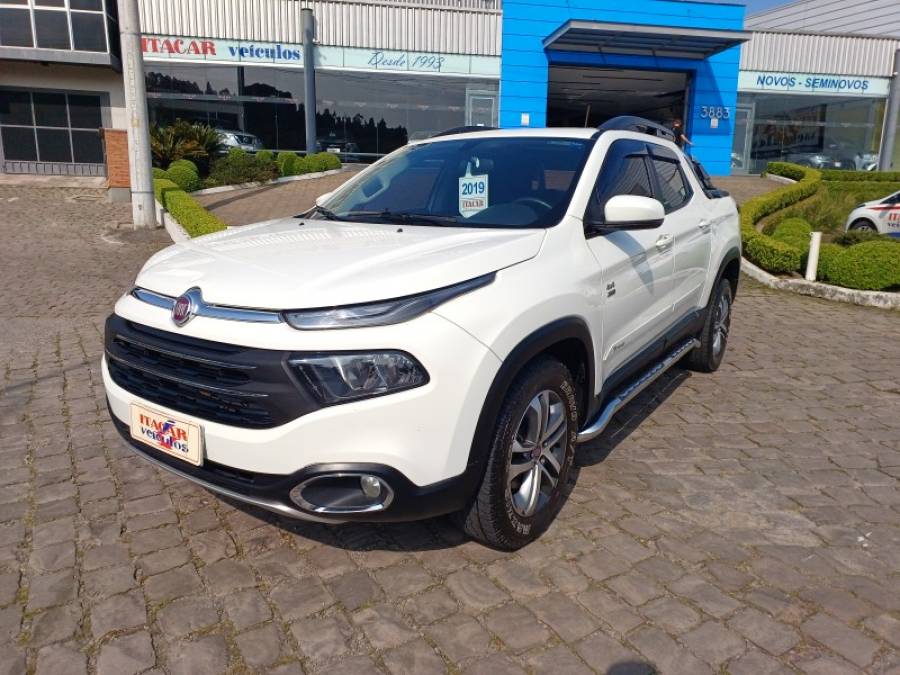 FIAT - TORO - 2018/2019 - Branca - R$ 114.990,00