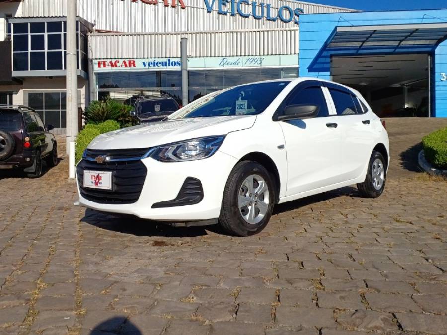 CHEVROLET - ONIX - 2022/2023 - Branca - Sob Consulta