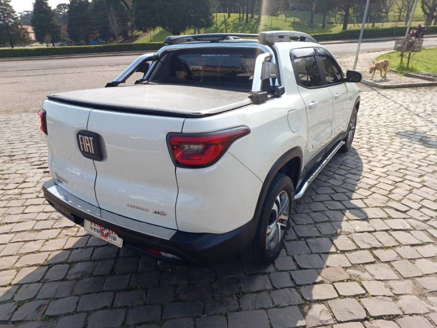 FIAT - TORO - 2018/2019 - Branca - R$ 114.990,00