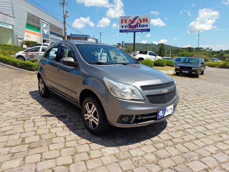 CHEVROLET - AGILE - 2010/2011 - Cinza - R$ 31.990,00