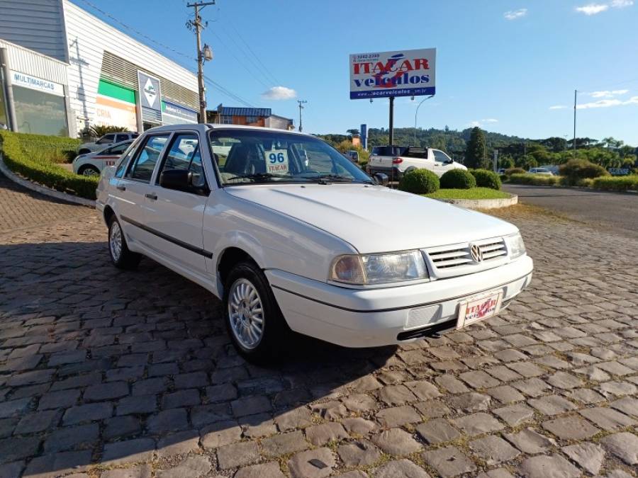 VOLKSWAGEN - SANTANA - 1996/1996 - Branca - R$ 27.000,00