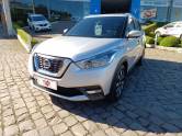 NISSAN - KICKS - 2016/2017 - Prata - R$ 82.990,00