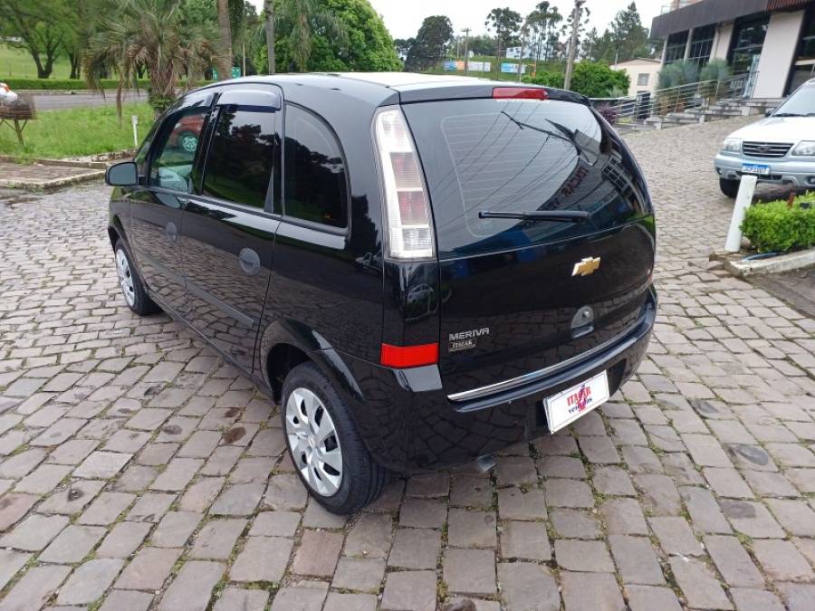 CHEVROLET - MERIVA - 2008/2009 - Preta - R$ 24.990,00