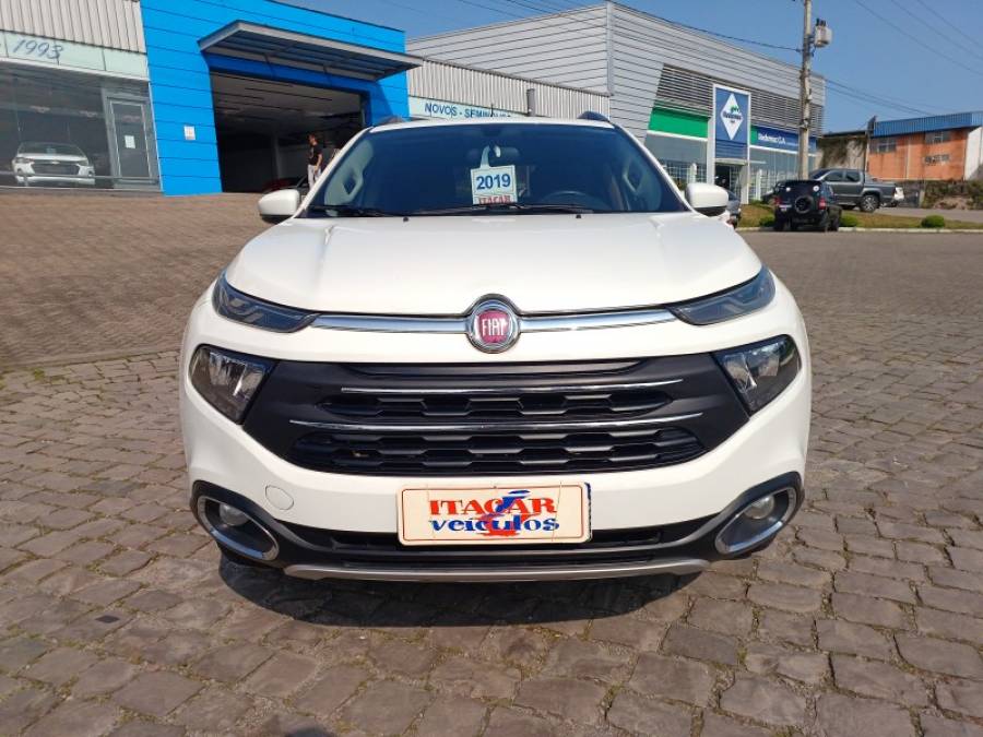 FIAT - TORO - 2018/2019 - Branca - R$ 114.990,00