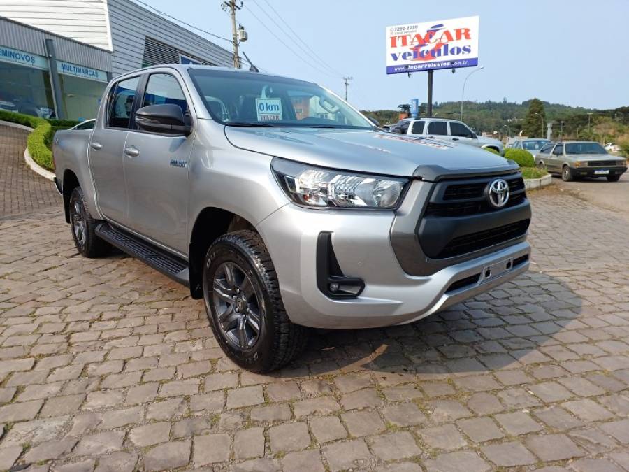 TOYOTA - HILUX - 2024/2024 - Prata - Sob Consulta