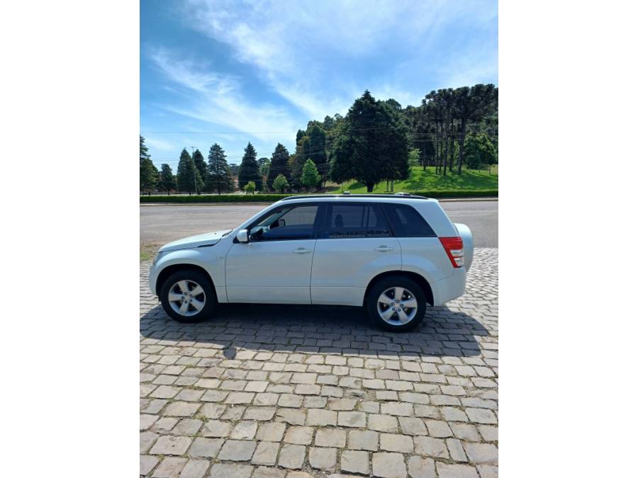 SUZUKI - GRAND VITARA - 2012/2012 - Branca - R$ 55.000,00