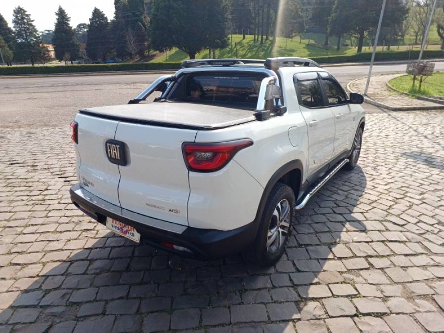 FIAT - TORO - 2018/2019 - Branca - R$ 114.990,00