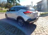 NISSAN - KICKS - 2016/2017 - Prata - R$ 82.990,00