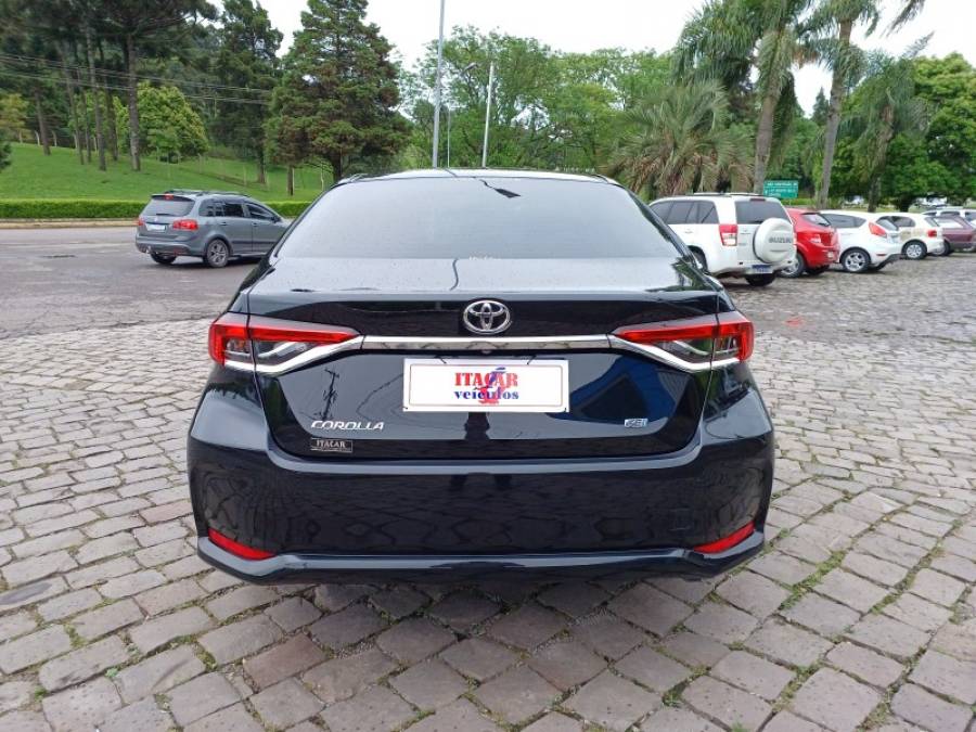 TOYOTA - COROLLA - 2021/2022 - Preta - R$ 129.990,00