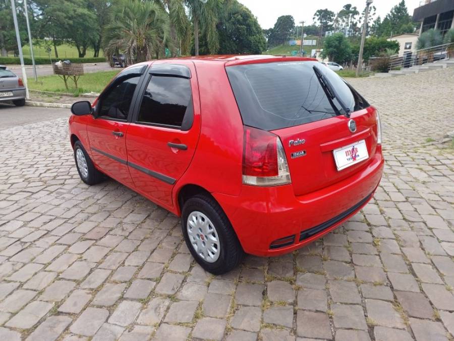 FIAT - PALIO - 2007/2008 - Vermelha - R$ 19.000,00