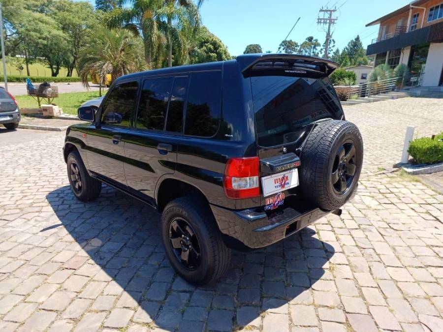 MITSUBISHI - PAJERO TR4 - 2005/2005 - Preta - R$ 41.900,00