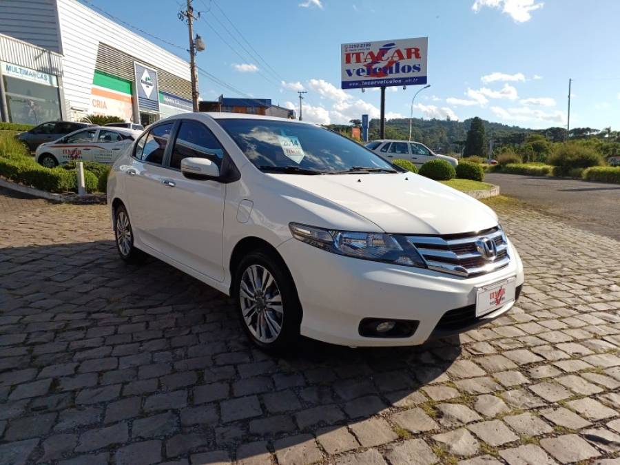 HONDA - CITY - 2014/2014 - Branca - R$ 57.999,00