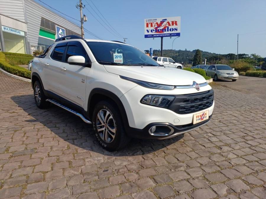 FIAT - TORO - 2018/2019 - Branca - R$ 114.990,00