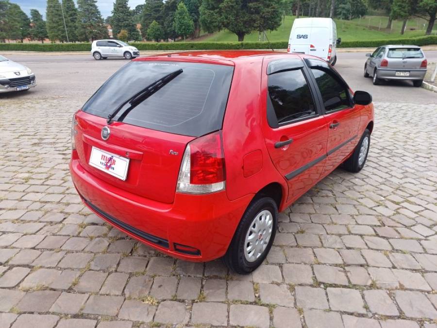 FIAT - PALIO - 2007/2008 - Vermelha - R$ 19.000,00