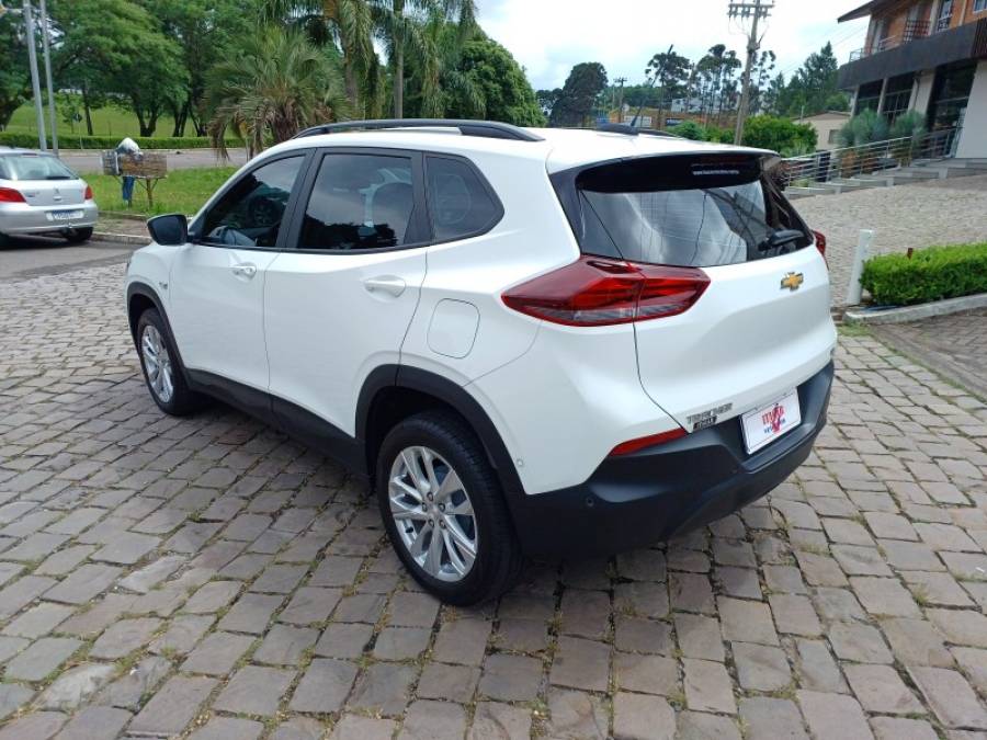 CHEVROLET - TRACKER - 2023/2024 - Branca - R$ 133.990,00