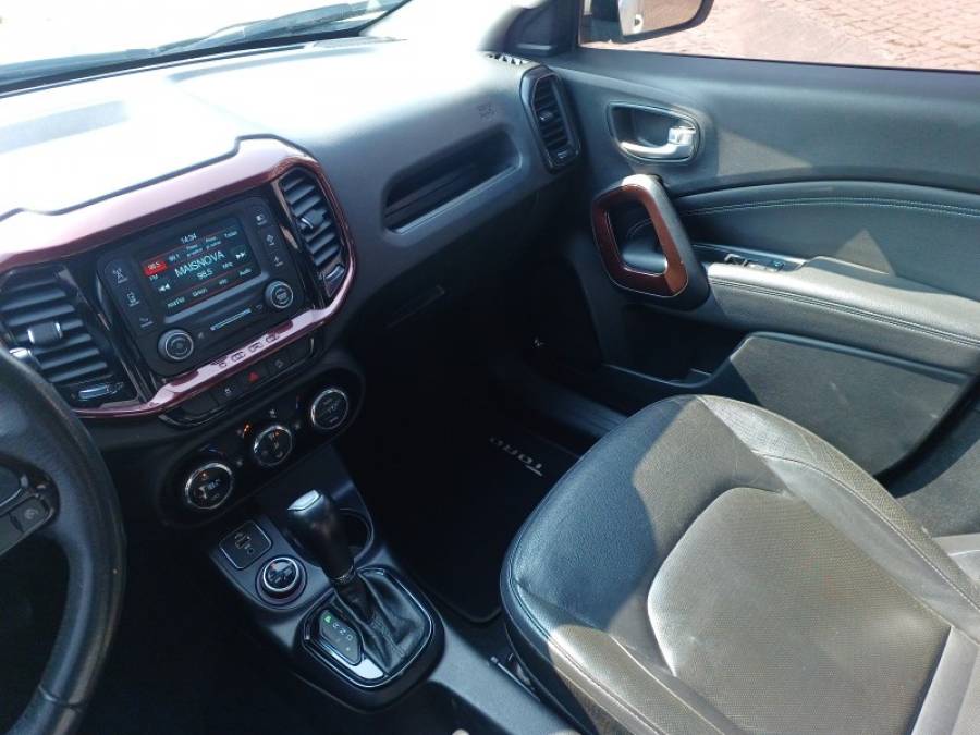 FIAT - TORO - 2018/2019 - Branca - R$ 114.990,00