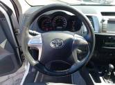 TOYOTA - HILUX - 2014/2014 - Branca - R$ 147.000,00