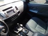 TOYOTA - HILUX - 2014/2014 - Branca - R$ 147.000,00